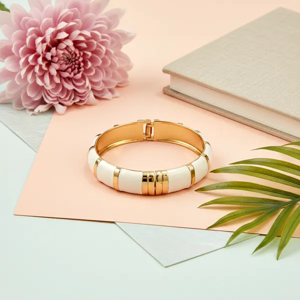 White_And_Gold_Pearl_Glow_Designer_Bangle_For_Women