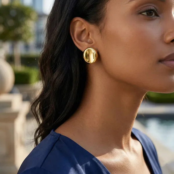 Gold_The_Essential_Oval_Stud_For_Women