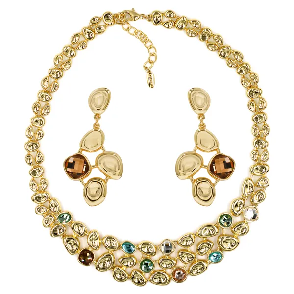Gold_Classic_Radiance_Jewellery_Set_For_Women