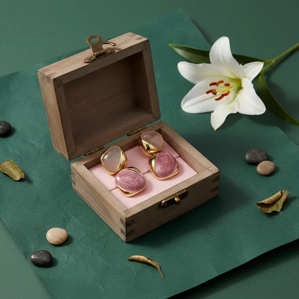 Gold_Maison_Blush_Signature_Set_For_Women