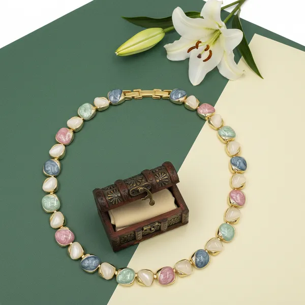 Gold_Maison_Blush_Signature_Set_For_Women