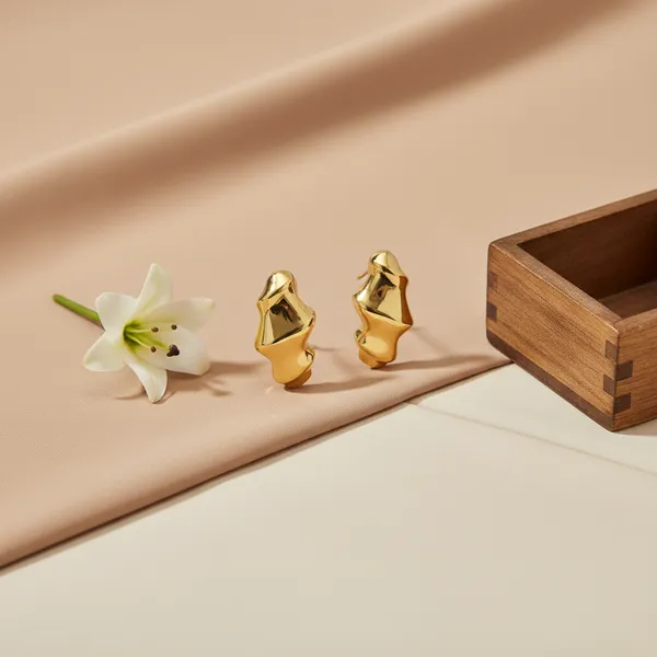 Gold_Velora_Sculptural_Elegance_Set_For_Women