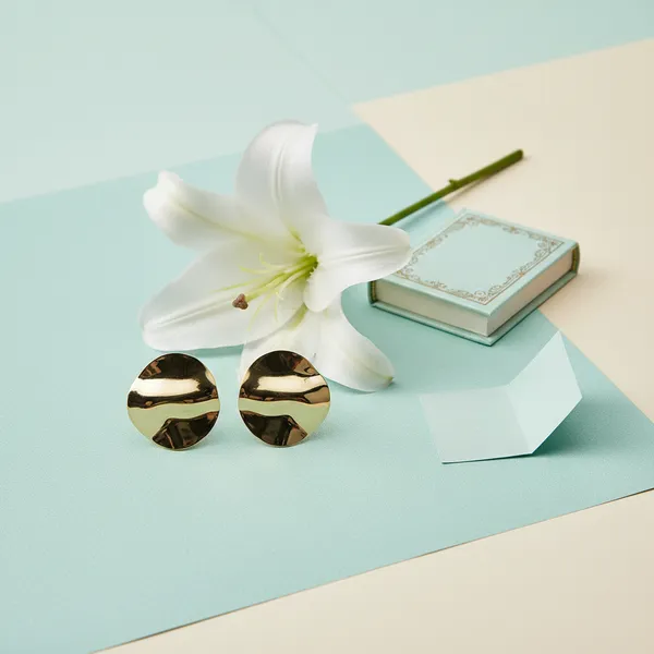 Gold_Signature_Dome_Elegance_Studs_For_Women