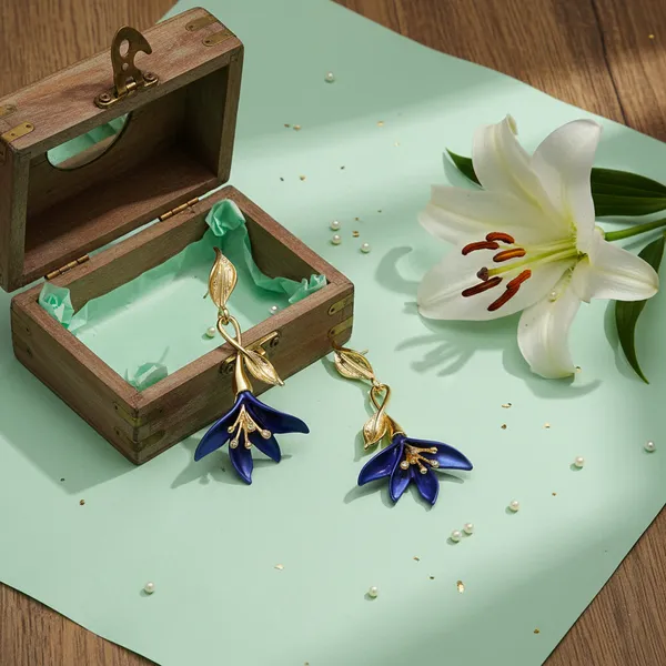 Gold_And_Blue_Midnight_Bloom_Luxe_Set_For_Women