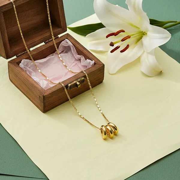 Gold_Brass_And_Mixed_Alloy_Necklace_For_Women