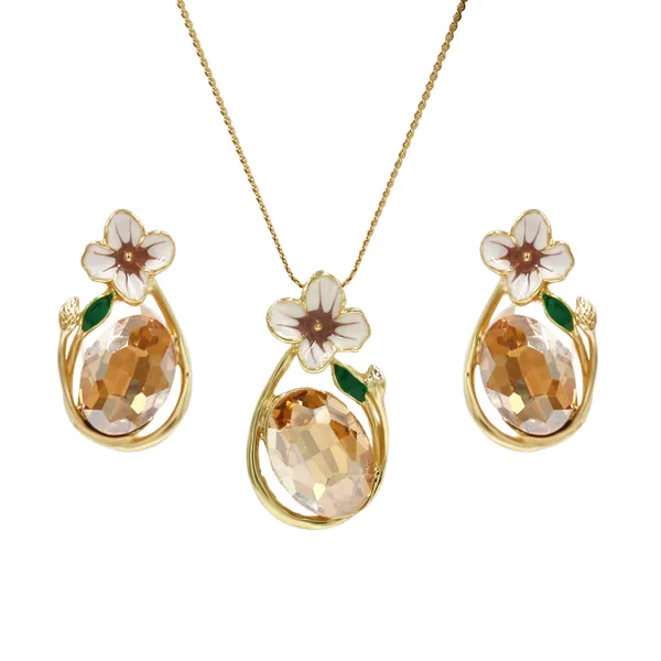 Multicolor_Brass_And_Mixed_Alloy_Necklace_For_Women