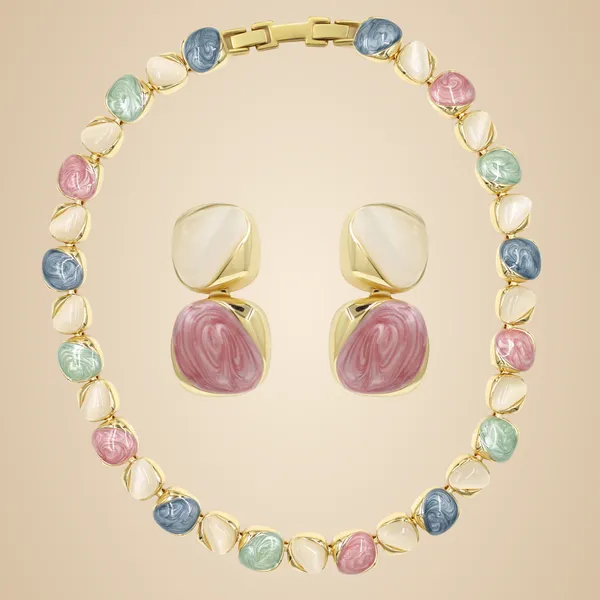 Gold_Maison_Blush_Signature_Set_For_Women