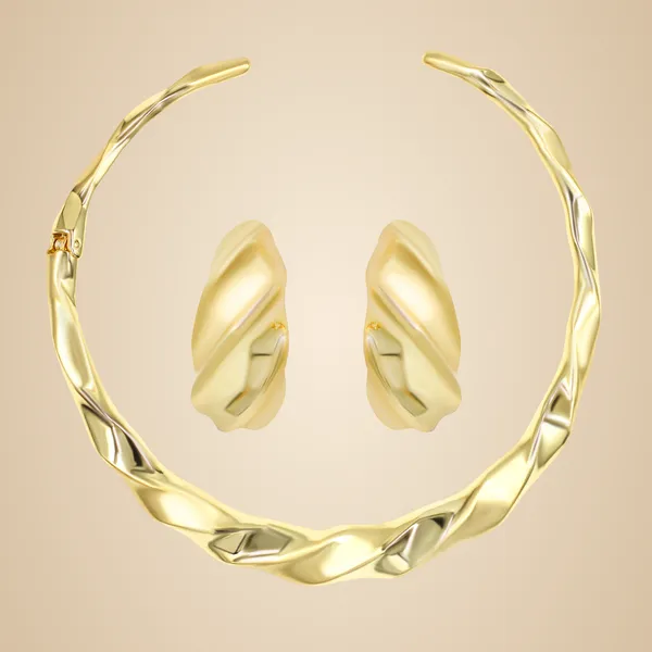 Gold_Modern_Shine_Necklace_And_Earring_Set_For_Women