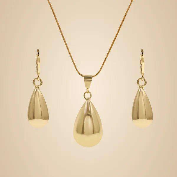 Gold_Brass_And_Mixed_Alloy_Necklace_For_Women
