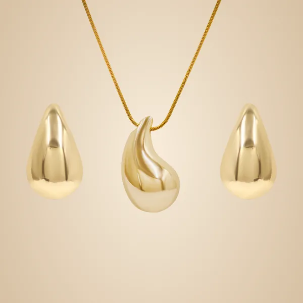 Gold_Brass_And_Mixed_Alloy_Necklace_For_Women