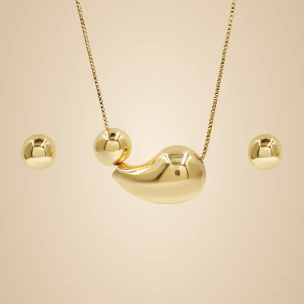 Gold_Brass_And_Mixed_Alloy_Necklace_For_Women