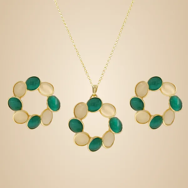 Gold_Brass_And_Mixed_Alloy_Necklace_For_Women
