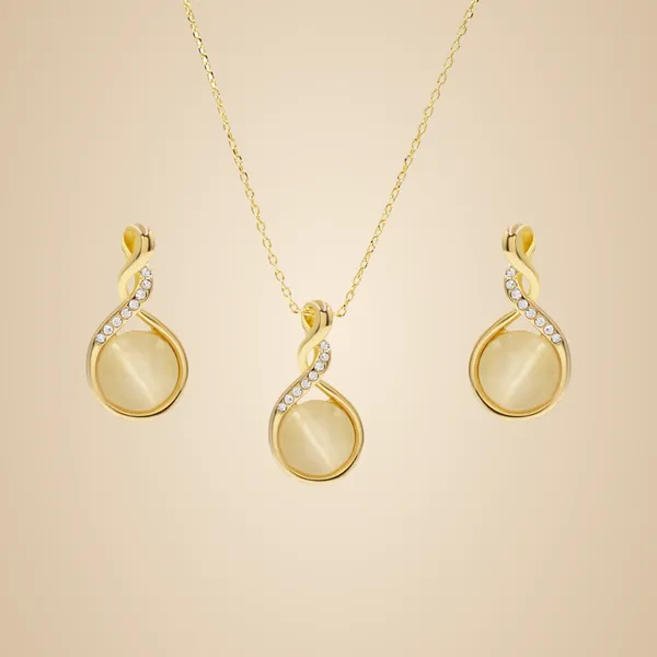 Gold_Brass_And_Mixed_Alloy_Necklace_For_Women