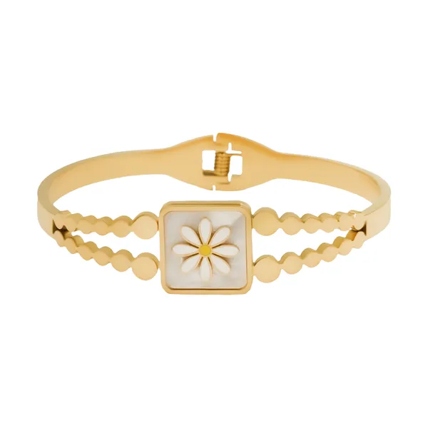 Gold_Bloom_Luxe_Designer_Bangle_For_Women