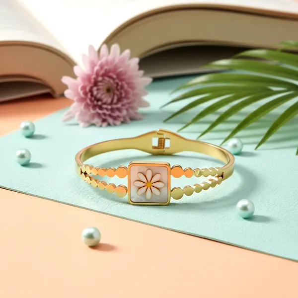 Gold_Bloom_Luxe_Designer_Bangle_For_Women