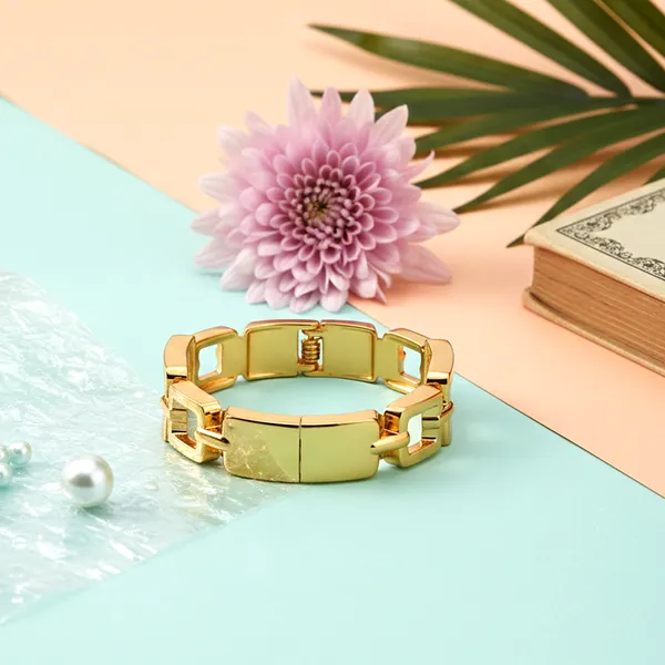 Gold_Luxe_Rectangular_Link_Gold_Tone_Bracelet_For_Women
