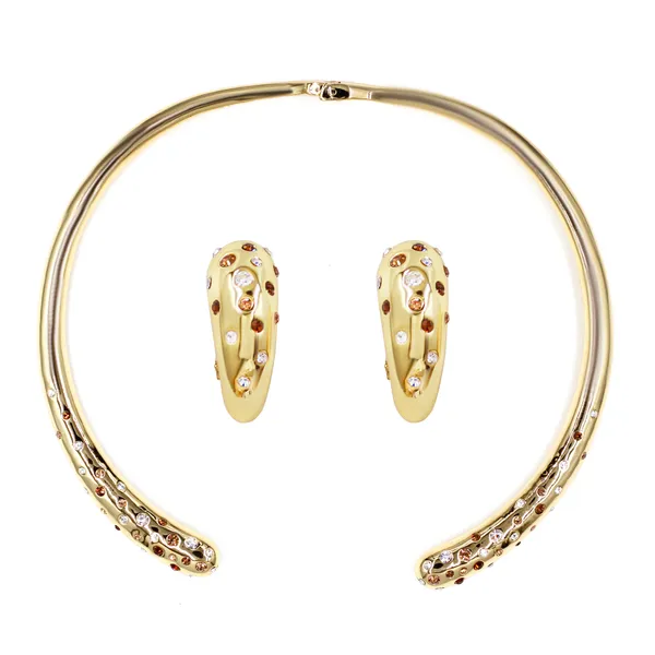 Gold_Celestial_Sparkle_Collar_Set_For_Women