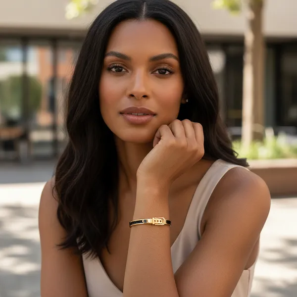 Black_And_Gold_Imperial_Buckle_Gold_Tone_Bangle_For_Women