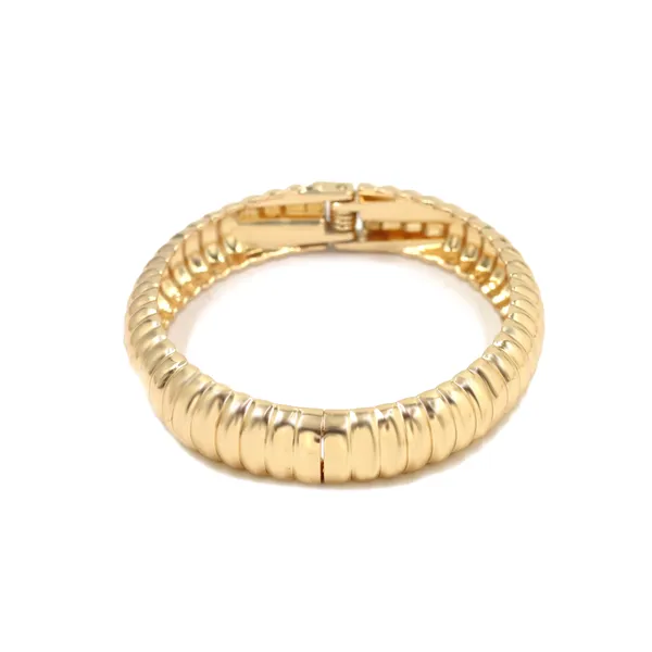 Gold_Radiant_Curve_Signature_Bangle_For_Women