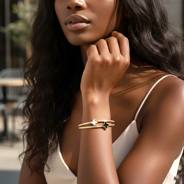 Gold_Signature_Clover_Dual_Band_Bangle_For_Women