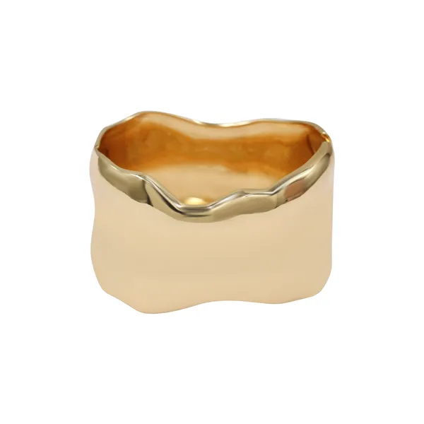 Gold_Imperial_Flow_Statement_Bracelet_For_Women