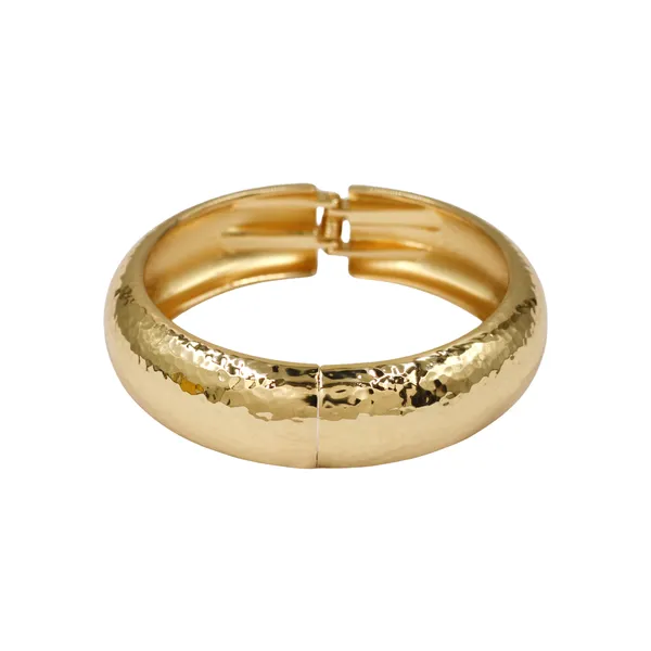 Gold_Classic_Textured_Metallic_Gold_Finish_Bangle_For_Women