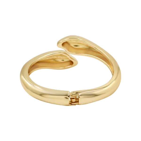 Gold_Aureva_Sculpted_Wave_Bangle_For_Women