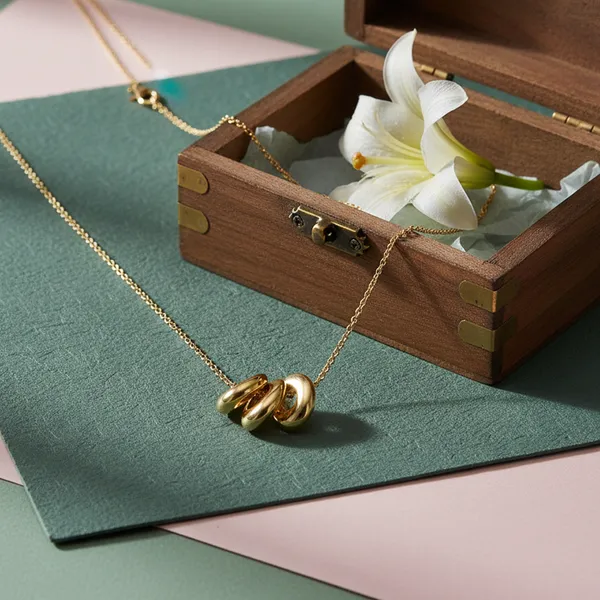 Gold_Brass_And_Mixed_Alloy_Necklace_For_Women