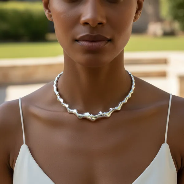 Silver_The_Arvane_Sculpted_Elegance_Set_For_Women