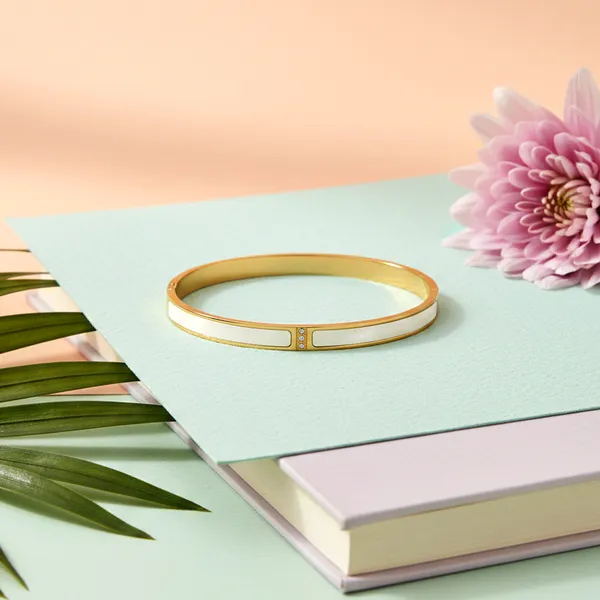 White_And_Gold_Prestige_Minimal_Luxe_Bracelet_For_Women