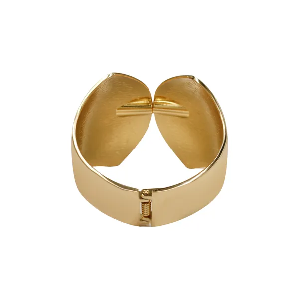 Gold_Seraphina_Sculpted_Gold_Cuff_For_Women
