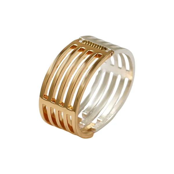 Gold_And_Silver_Modern_Muse_Dual_Tone_Statement_Bangle_For_Women