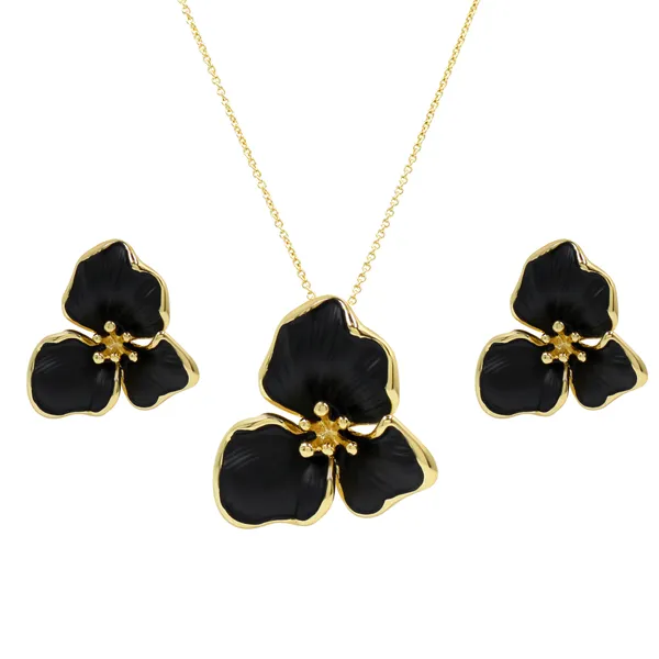 Black_And_Gold_Brass_And_Mixed_Alloy_Necklace_For_Women