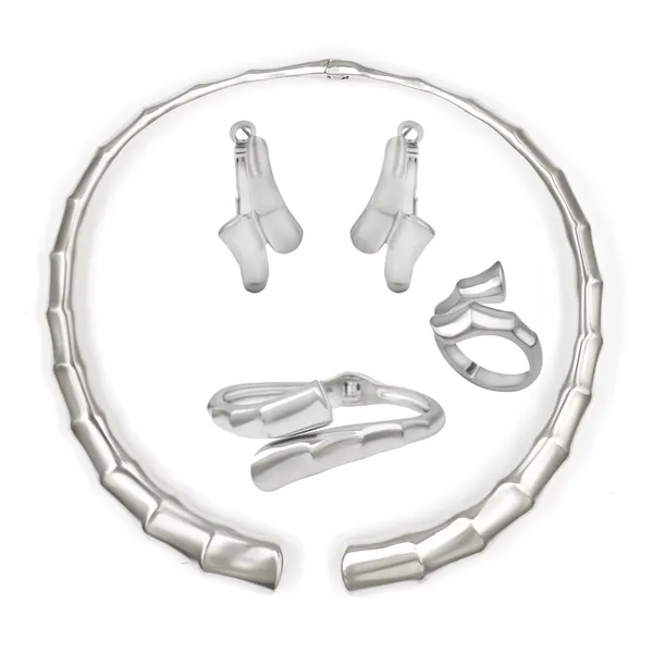 Silver_Modern_Sculpted_Silver_Tone_Jewelry_Set_For_Women