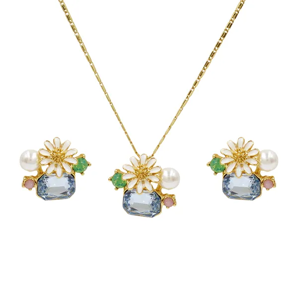Multicolor_Brass_And_Mixed_Alloy_Necklace_For_Women