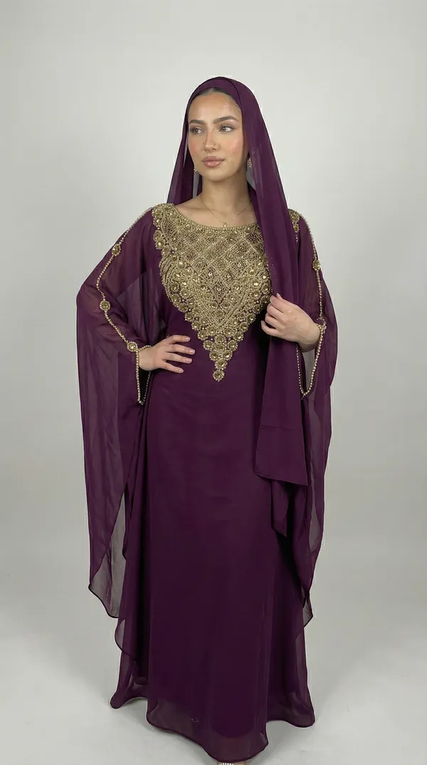 Burgundy_Georgette_Fabric_Kaftan_With_Matching_Hijab_For_Women