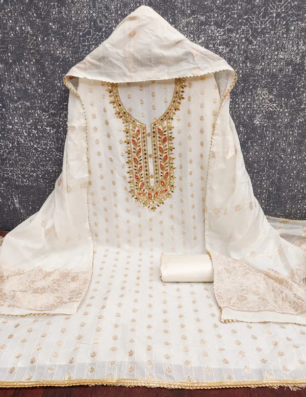 Elegant_Off-White_Embroidered_Salwar_Suit_Set_with_Golden_Detailing