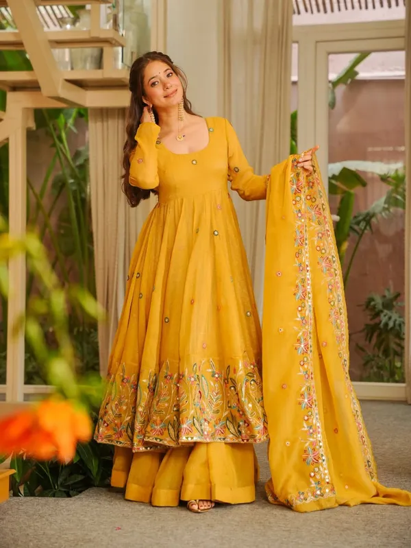 Yellow_Floral_Embroidered_Anarkali_Suit_Set_with_Dupatta