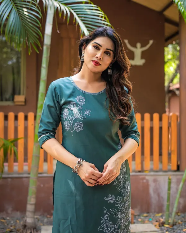Teal_Green_Floral_Embroidered_Kurta_with_Pants_Set