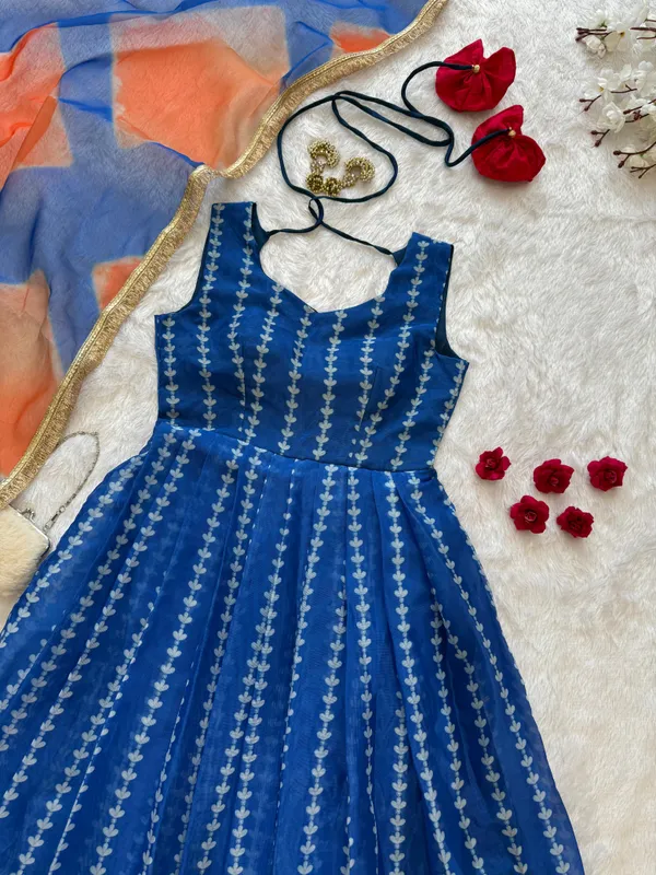 Blue_Ombre_Printed_Anarkali_Dress_with_Multicolor_Dupatta