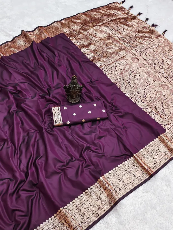 Purple_Banarasi_Silk_Saree_with_Golden_Zari_Border_and_Blouse_Piece