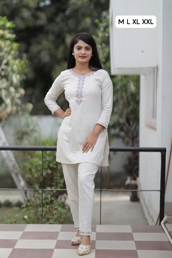 White_Embroidered_Cotton_Kurta_Pant_Set_for_Women