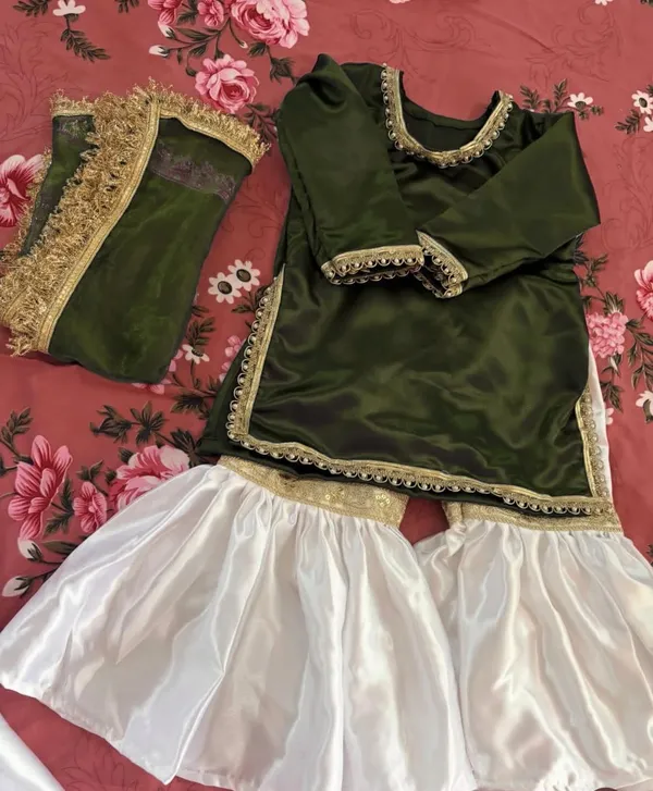 Ethnic_Sharara_Set_-_Mehndi_Green_Kurti_with_White_Sharara_and_Dupatta