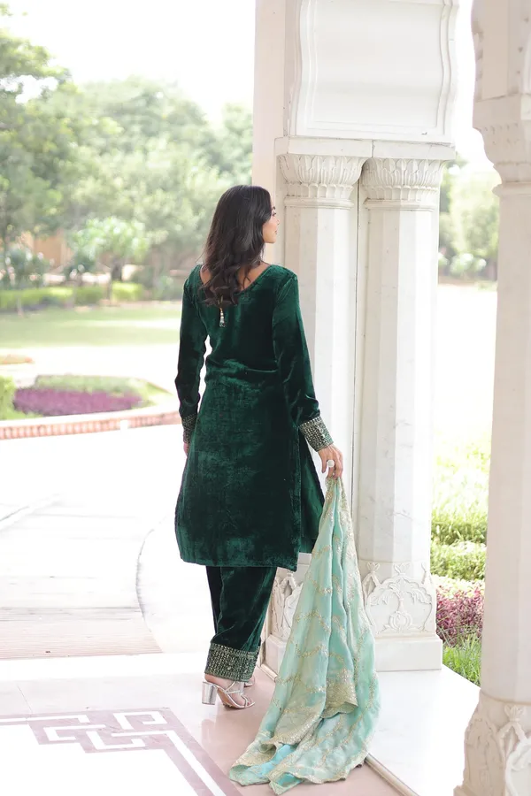 Velvet_Embroidered_Salwar_Suit_Set_with_Sequins_&_Zari_Work_-_3_Piece