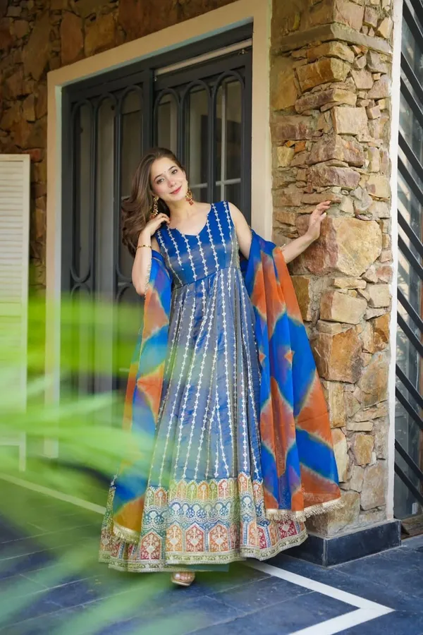 Blue_Ombre_Printed_Anarkali_Dress_with_Multicolor_Dupatta