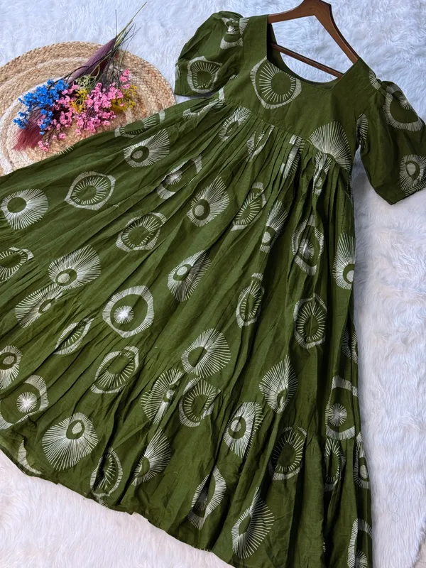 Olive_Green_Circle_Print_Maxi_Dress_with_Puff_Sleeves