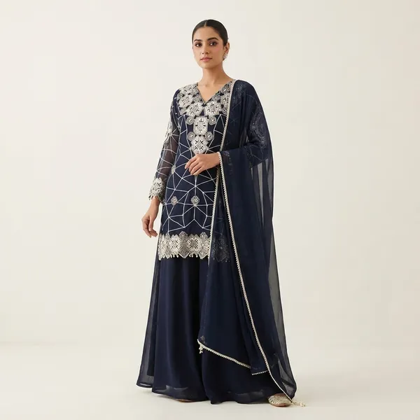 Embroidered_Ethnic_Kurta_with_Geometric_Pattern_-_Navy_Blue