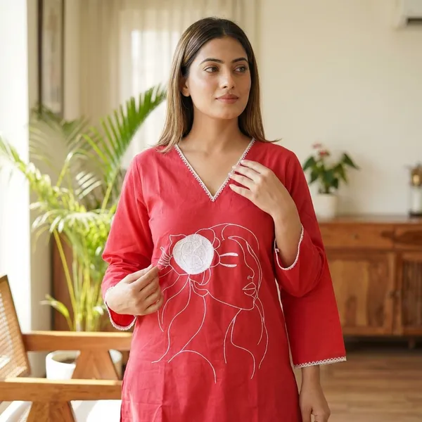Women's_Red_Cotton_Kurta_Pajama_Set_with_Abstract_Face_Design