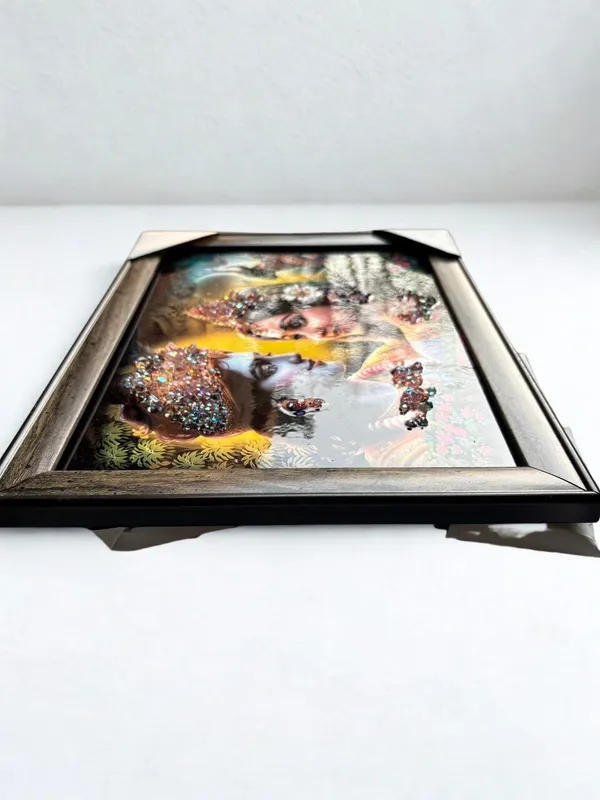 Multicolour_Premium_Quality_11x14_Radha_Krishna_Wooden_Finish_Bordering
