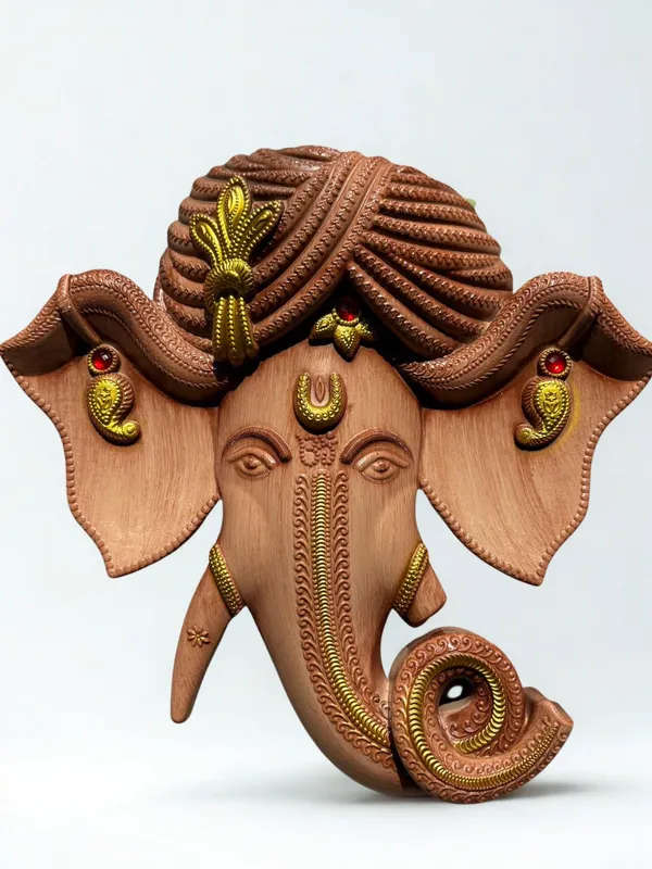 Wooden_Finish_With_Golden_Touch_Premium_Quality_Ganesh_Face